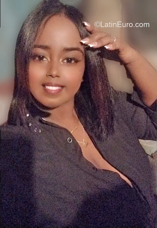 Date this attractive Dominican Republic girl Jessica from Santo Domingo DO47072