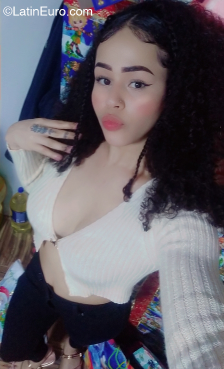 Date this fun Peru girl Mary from Lima PE2075