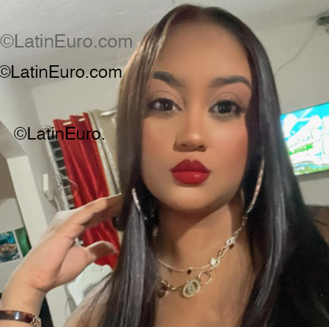 Date this cute Dominican Republic girl Rosy from Santiago De Los Caballeros DO51921
