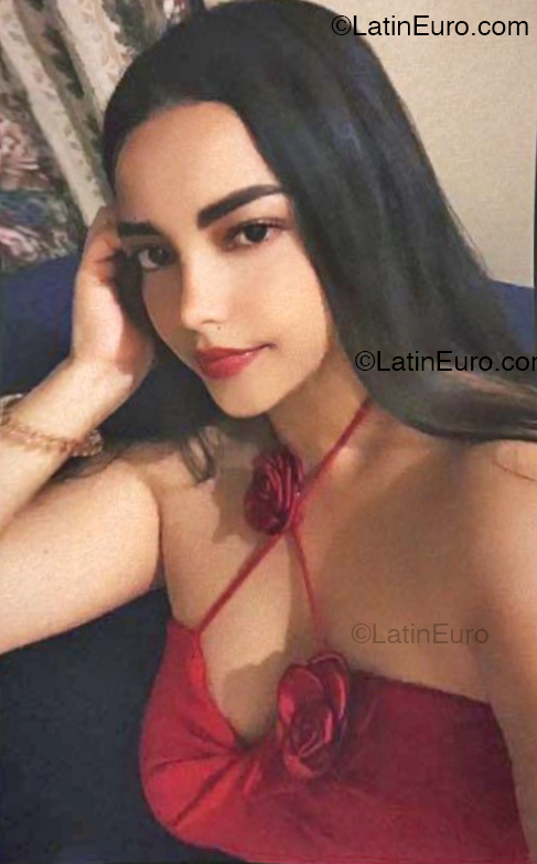 Date this young Dominican Republic girl Emili from Santo Domingo DO52048