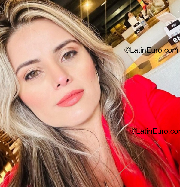 Date this gorgeous Brazil girl Monique from Itanhaem BR12317