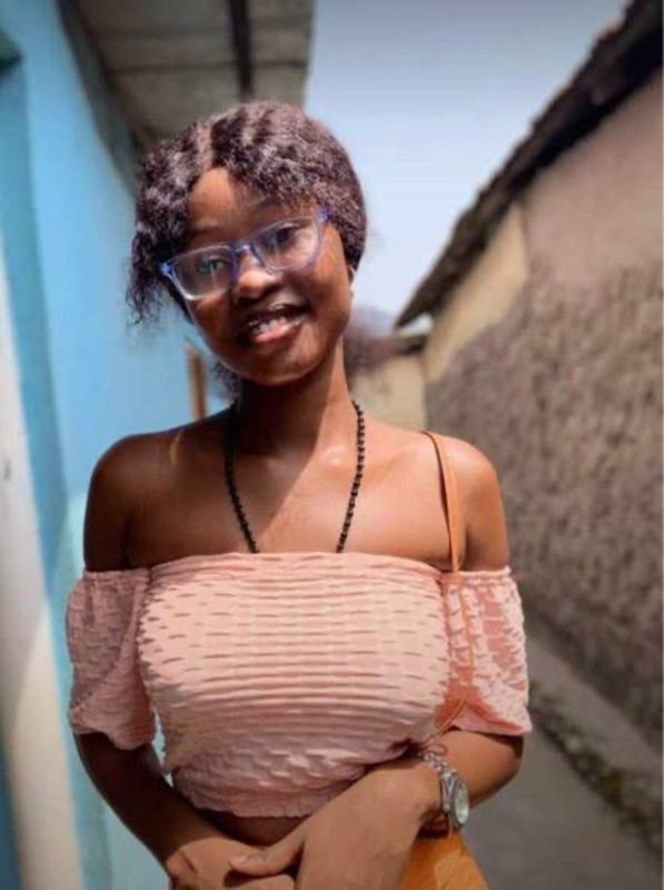 Date this attractive Ghana girl Irene from Kumasi GH189