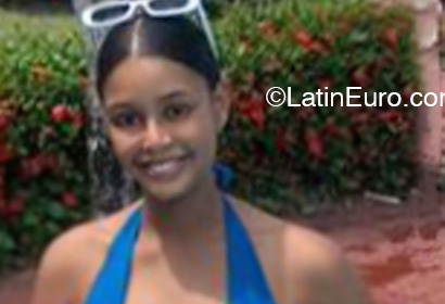 Date this young Dominican Republic girl Yulissa from Constanza DO53588