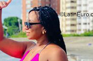 Date this stunning Colombia girl Laura from Cartagena CO33542