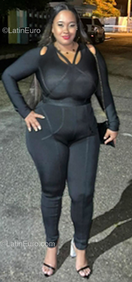 Date this pretty Dominican Republic girl Annedy from Punta Cana DO53636