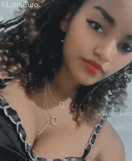 Date this beautiful Dominican Republic girl Agri from Puerto Plata DO54028