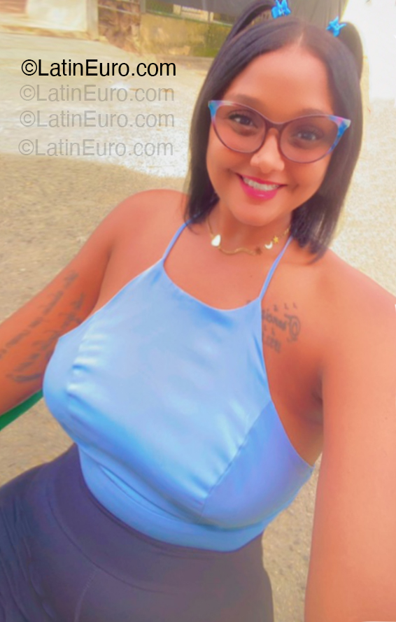 Date this funny Dominican Republic girl Indi from Puerto Plata DO54940