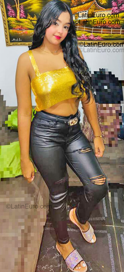 Date this pretty Venezuela girl Gabriela from Piritu VE5308