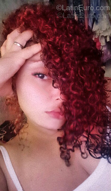 Date this funny Colombia girl Yurleidy from Barranquilla CO33404