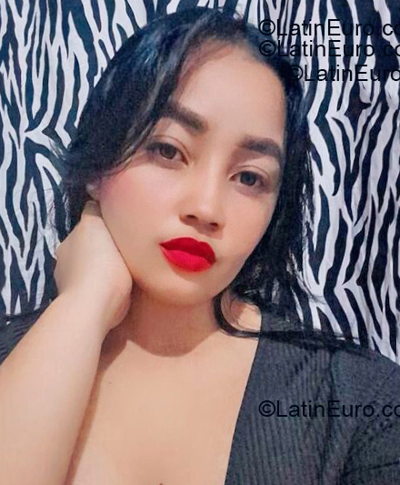 Date this passionate Dominican Republic girl Esthela from Santo Domingo DO55295