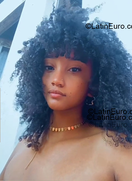 Date this exotic Brazil girl Adriele from Feira De Santana BR12380