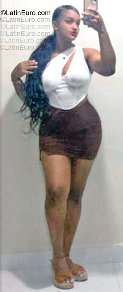 Date this beautiful Dominican Republic girl Ruberlina from Santo Domingo Este DO55369
