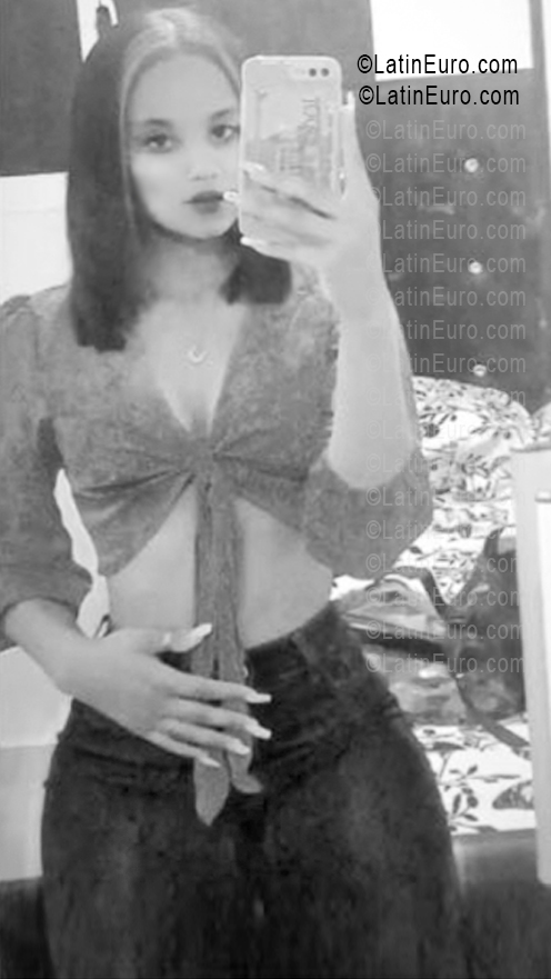 Date this funny Dominican Republic girl Kate from Santo Domingo DO55643
