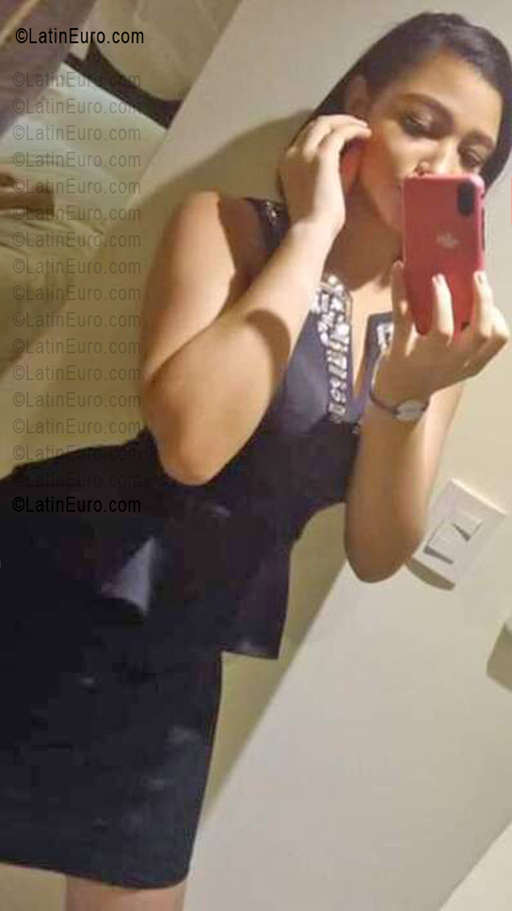 Date this stunning Dominican Republic girl Noelia from Santo Domingo Este &amp;nbsp;(santo Domingo) DO55644