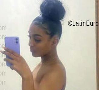 Date this cute Dominican Republic girl Lynn from Santo Domingo DO55853