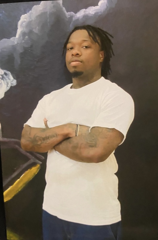 Date this young United States man Tavondrick from Richmond US25335