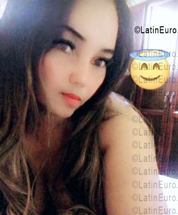 Date this happy Dominican Republic girl Merlin from Santo Domingo DO56029