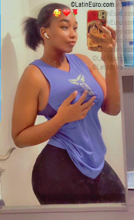 Date this funny Dominican Republic girl Maria from Santo Domingo DO56060