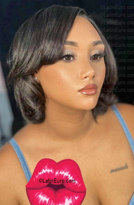 Date this lovely Dominican Republic girl Maricela from Santo Domigo DO56095