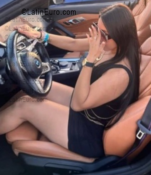 Date this exotic Venezuela girl Aleska from Caracas VE5429