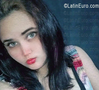 Date this gorgeous Venezuela girl Nazareth Hernandez from El Tigre VE5524