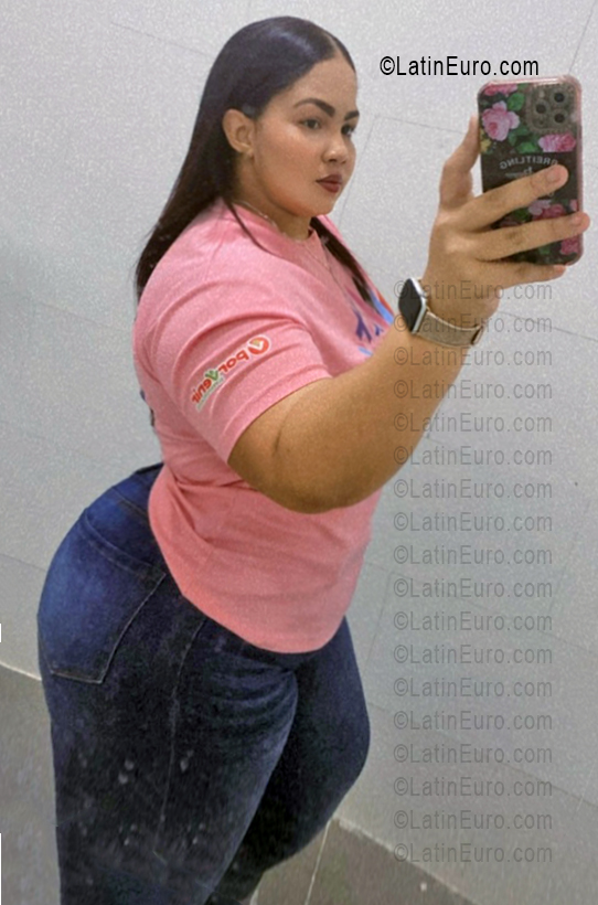 Date this athletic Dominican Republic girl Ingrid from San Francisco De Macoris DO56296