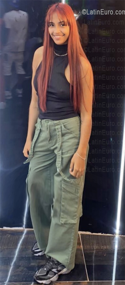 Date this athletic Dominican Republic girl Naylea from Peralta DO56341