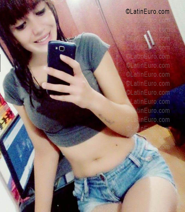 Date this funny Uruguay girl Dahiana from Canelones UY116