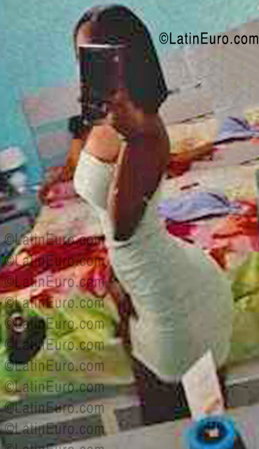 Date this attractive Dominican Republic girl Norky from Santo Domingo DO56656