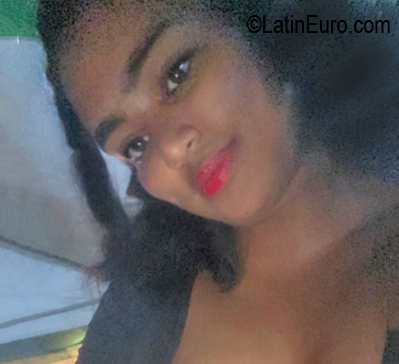 Date this hot Dominican Republic girl Yuli from Bavaro DO56768