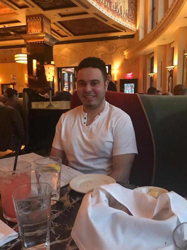 Date this passionate United States girl Kobe from Oceanside US25724