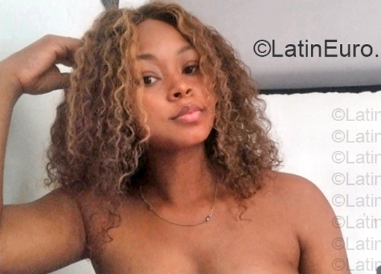 Date this georgeous Colombia girl Melina from Cali CO33858