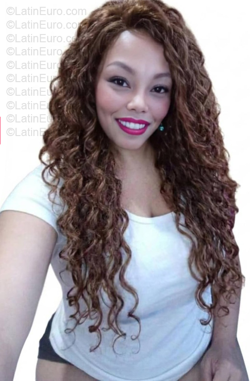 Date this fun Venezuela girl Steycy from Caracas VE5746