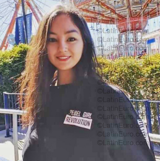 Date this beautiful Bolivia girl Lucia from Cercado BO163