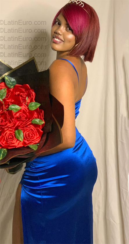 Date this nice looking Dominican Republic girl Sahory from Puerto Plata DO57112