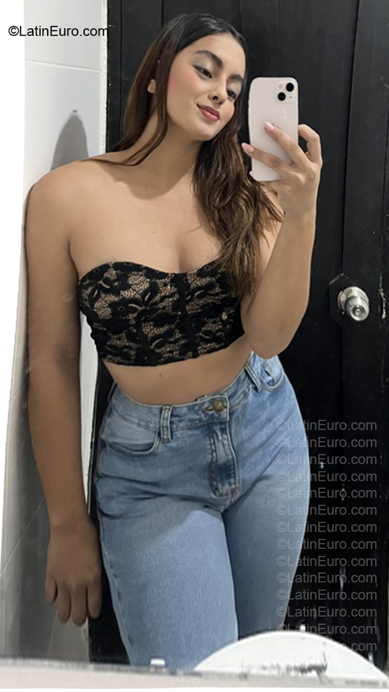 Date this georgeous Colombia girl Paula Andrea from Santa Marta CO33888