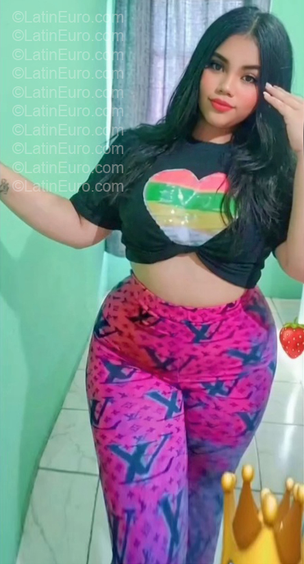 Date this pretty Dominican Republic girl Marbel from Santiago De Los Caballeros DO57197